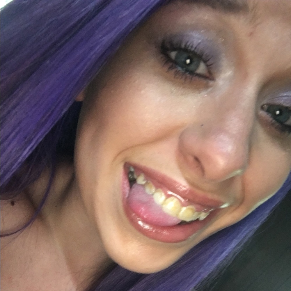 Meet your Posher, Haley